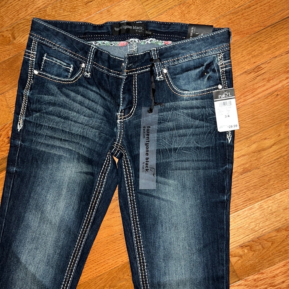 NWT Slim boot jeans size 3/4